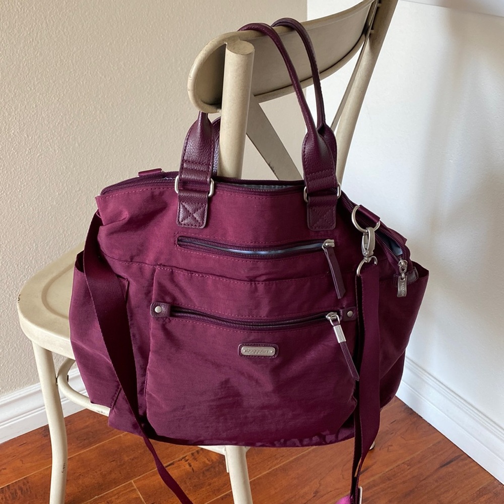 **Baggallini 3-in-1 Convertible Backpack Handbag Crossbody Zippered Eggplant